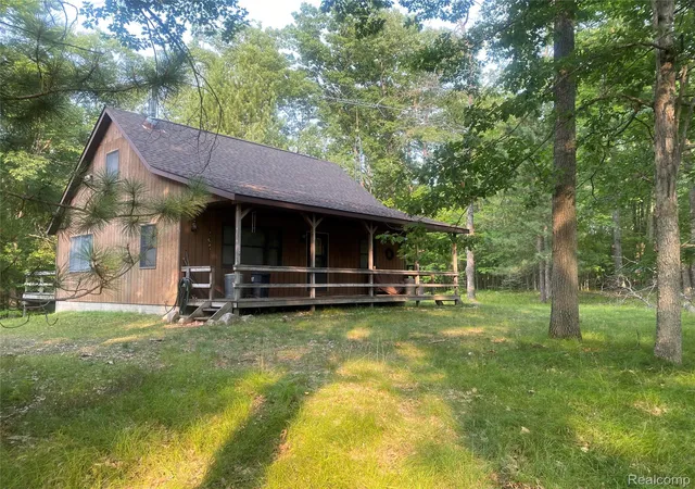 2nd image of 5107 Hunters Run Dr, Saint Helen, MI 48656 | MLS# 20261055154