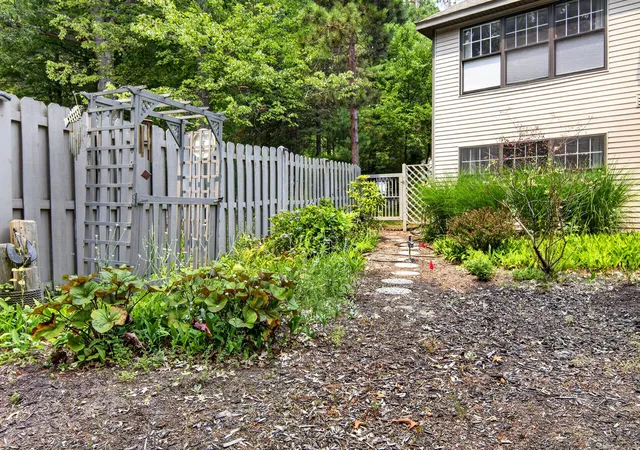 43rd image of 416 N Rush St, Pentwater, MI 49449 | MLS# 67026036673