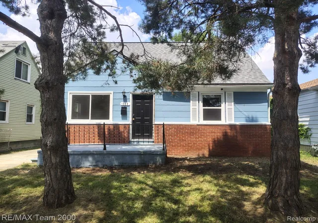 2nd image of 1828 Garfield Ave, Lincoln Park, MI 48146 | MLS# 20261055163