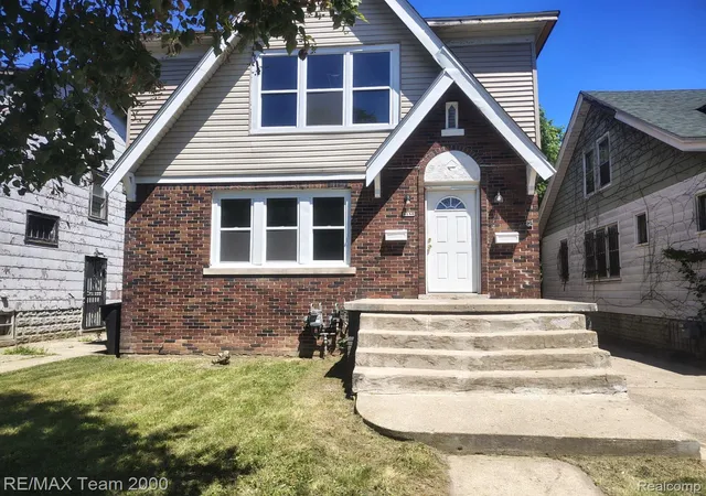 Multi family home for sale at 9186 Steel St, Detroit, MI 48228 | MLS# 20261055164