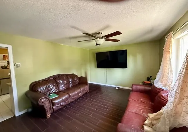 Photo 4 of Single family home for sale at 2431 Lawrence Dr, Benton Harbor, MI 49022 | MLS# 69026036674 | Listing updated on 2026-07-25