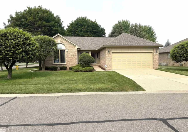 Photo 1 of Condo for sale at 41097 Fox Run Ln, Clinton Township, MI 48038 | MLS# 58050215199 | Listing updated on 2026-07-17