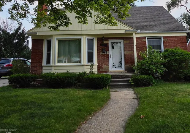 Single family home for sale at 15757 Angelique Ave, Allen Park, MI 48101 | MLS# 58050215203