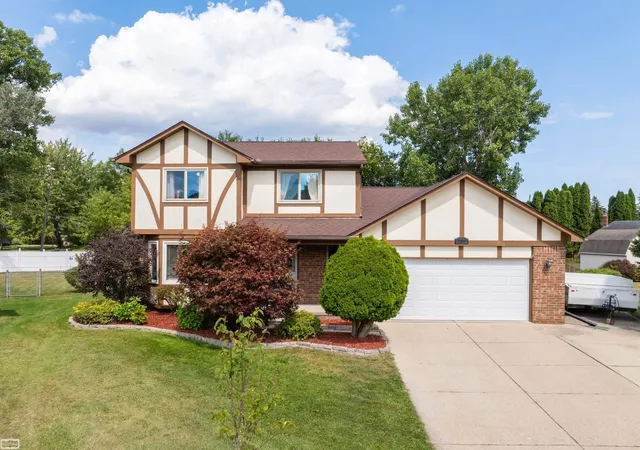 Photo 1 of Sale Pending at 34346 Claudia Ct, Sterling Heights, MI 48310 | MLS# 58050215217 | Listing updated on 2026-08-28