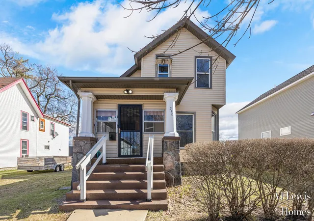 image of 510 La Grave Ave Se, Grand Rapids City Kent, MI 49503 | MLS# 65026036699