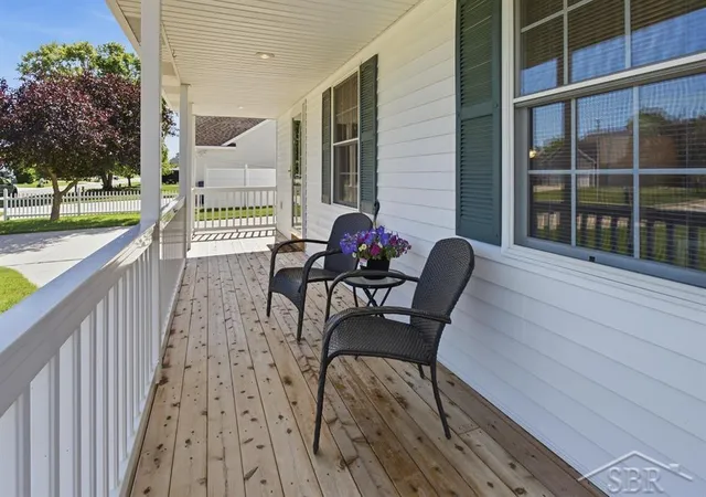 5th image of 10175 Dove Dr, Freeland, MI 48623 | MLS# 61050215226