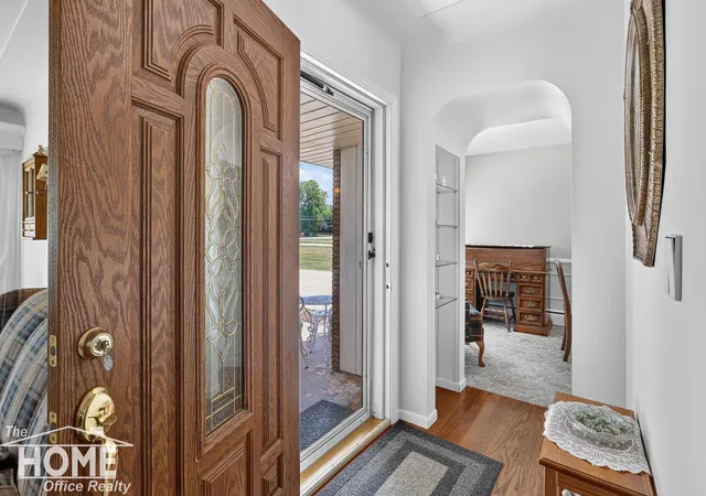 Photo 3 of Single family home for sale at 825 N State Rd, Owosso, MI 48867 | MLS# 5050215235 | Listing updated on 2026-07-17