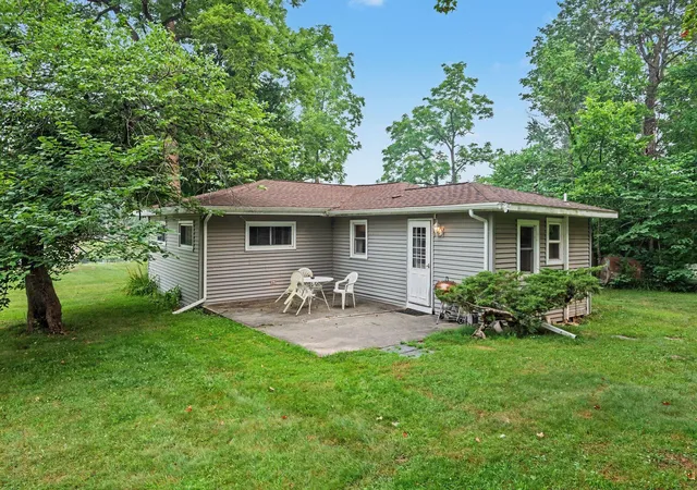 1st image of 45296 15th Ave, Bloomingdale Township Van Buren, MI 49026 | MLS# 66026036722