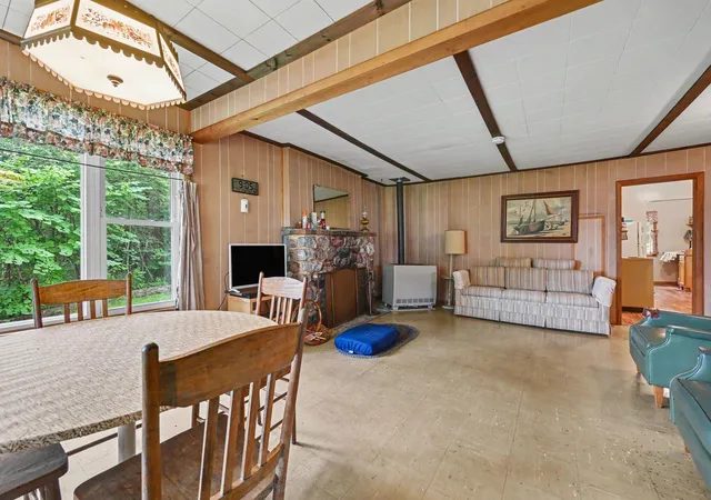 5th image of 45296 15Th Ave, Bloomingdale Township Van Buren, MI 49026 | MLS# 66026036722