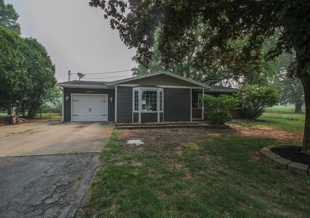 Photo 1 of Single family home for sale at 10577 S Sprinkle Rd, Vicksburg, MI 49097 | MLS# 68026036725 | Listing updated on 2026-09-10