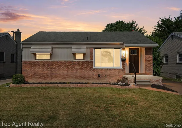 2nd image of 15110 Drake St, Southgate, MI 48195 | MLS# 20261055229
