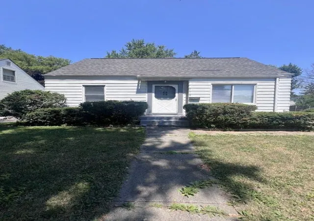 Photo 1 of Sale Pending at 714 Crawford St, Flint, MI 48507 | MLS# 5050215256 | Listing updated on 2026-07-29