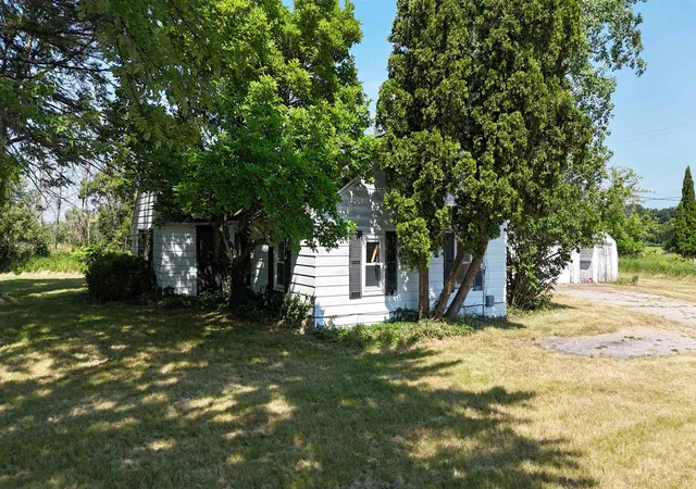 2nd image of 3126 W Remus Rd, Mount Pleasant, MI 48858 | MLS# 79080071194