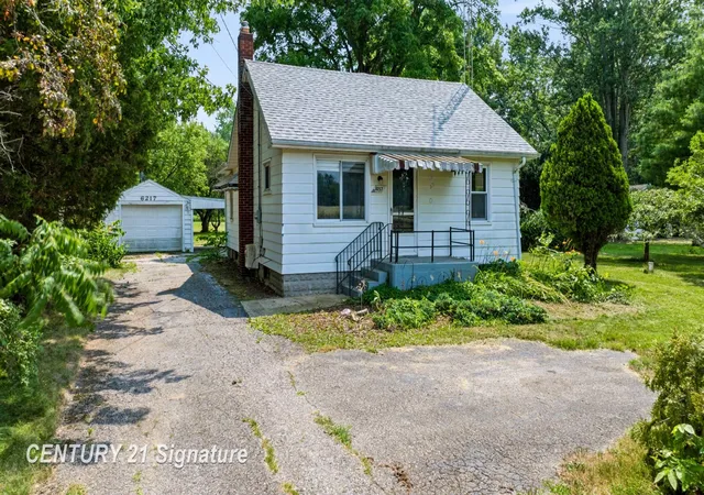 Photo 1 of Sale Pending at 6217 Coldwater Rd, Flushing, MI 48433 | MLS# 5050215270 | Listing updated on 2026-07-20