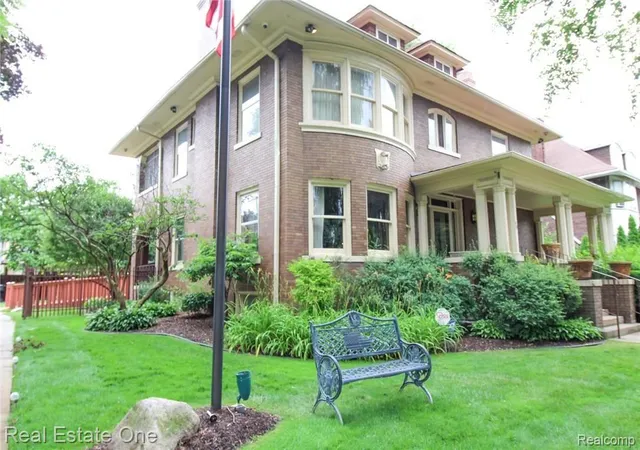 2nd image of 90 Edison St, Detroit, MI 48202 | MLS# 20261055260