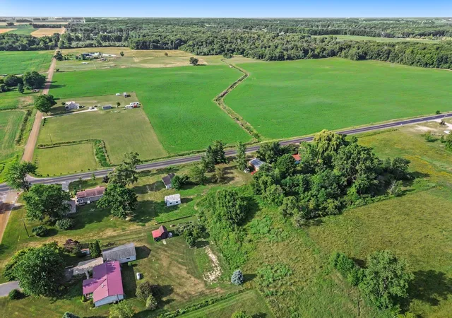 Photo 3 of Land for sale at V/l E Lincoln Rd, Bethany Township Gratiot, MI 48880 | MLS# 79080071198 | Listing updated on 2026-07-24