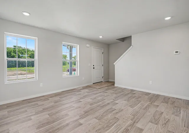 Photo 2 of Single family home for sale at 165 Peppermint Dr, Holland, MI 49423 | MLS# 65026036755 | Listing updated on 2026-09-05