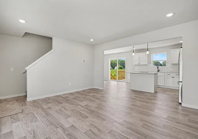 Photo 3 of Single family home for sale at 165 Peppermint Dr, Holland, MI 49423 | MLS# 65026036755 | Listing updated on 2026-09-05