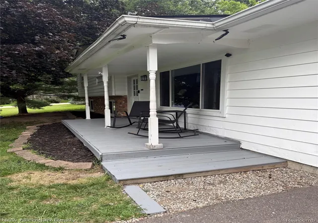 Photo 3 of Single family home for sale at 12335 Erika St, Hartland, MI 48353 | MLS# 20261055271 | Listing updated on 2026-07-18