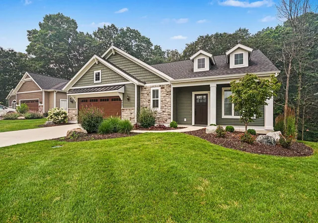 Photo 1 of Condo for sale at 4617 Cottage Crk Ln, Holland, MI 49423 | MLS# 71026036759 | Listing updated on 2026-08-20