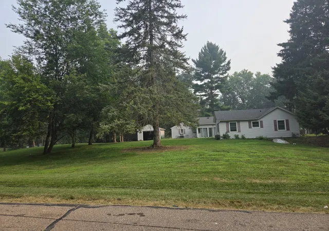 3rd image of 132 S Minges Rd S, Battle Creek, MI 49015 | MLS# 64026036772