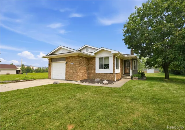 Photo 1 of Sale Pending at 27031 Arsenal Rd, Flat Rock, MI 48134 | MLS# 20261055301 | Listing updated on 2026-09-11