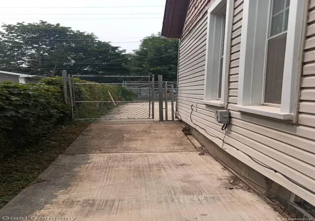 Photo 3 of Single family home for sale at 1521 18th Street, Detroit, MI 48216 | MLS# 20261055308 | Listing updated on 2026-09-14