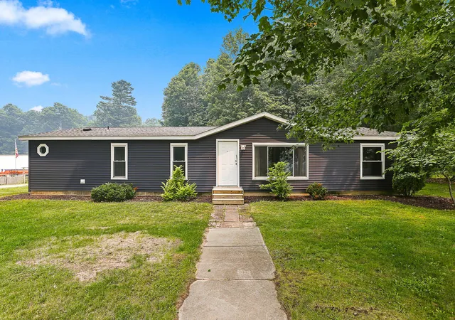 Photo 1 of Sale Pending at 2683 111th Avenue, Allegan, MI 49010 | MLS# 71026036807 | Listing updated on 2026-09-14