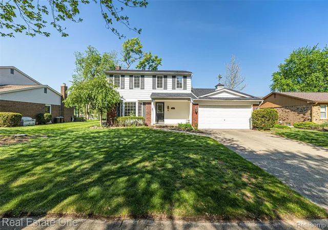 Photo 1 of Sale Pending at 4931 Calvert Dr, Troy, MI 48085 | MLS# 20261055321 | Listing updated on 2026-09-09