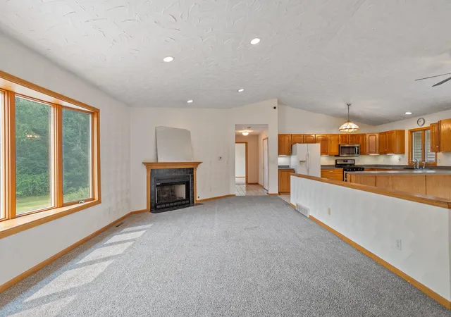 Photo 3 of Single family home for sale at 8270 Huff Rd, Bellevue, MI 49021 | MLS# 64026036811 | Listing updated on 2026-07-31