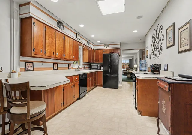 4th image of 51 Birch Hill Dr, Battle Creek, MI 49015 | MLS# 64026036821