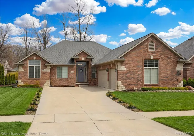Photo 2 of Single family home for sale at 50486 Torrey Pines Dr, Macomb, MI 48042 | MLS# 20261055341 | Listing updated on 2026-08-01