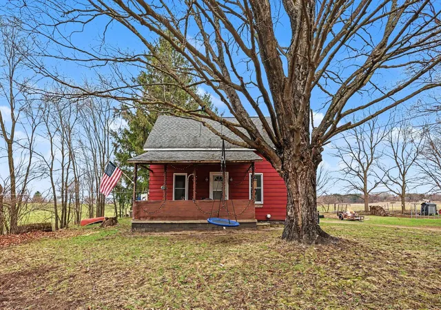 Photo 4 of Single family home for sale at 3521 S 204th Avenue, Hesperia, MI 49421 | MLS# 67026036827 | Listing updated on 2026-08-24
