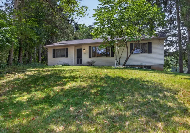 1st image of 2367 Loomis Rd, Jackson, MI 49201 | MLS# 55026036832