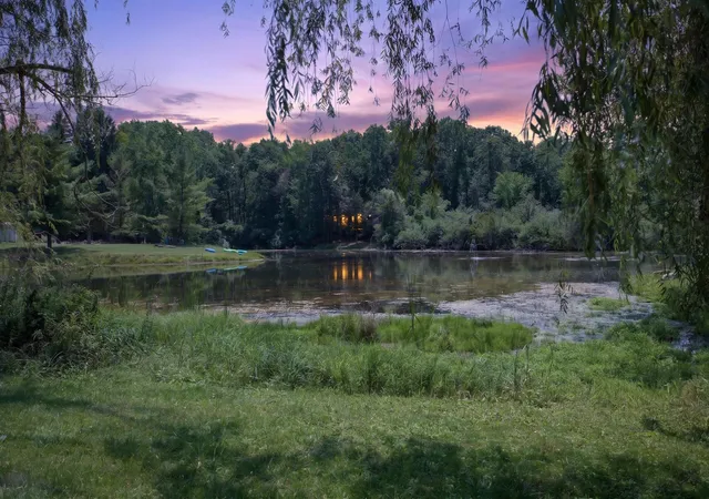 44th image of 2367 Loomis Rd, Jackson, MI 49201 | MLS# 55026036832