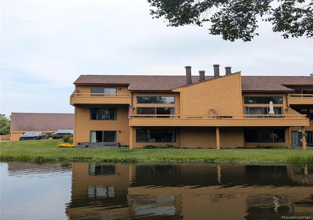 4th image of 4749 S Pleasantview Rd #20, Harbor Springs, MI 49740 | MLS# 20261055363