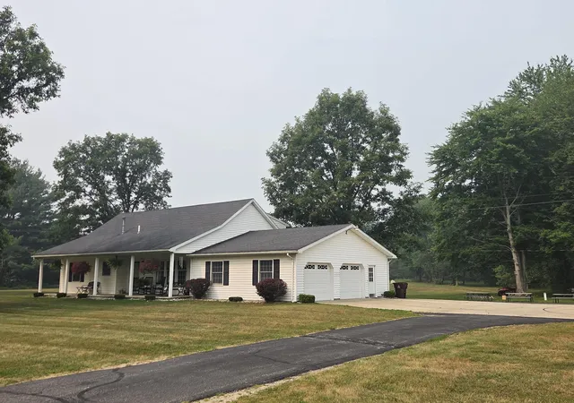 1st image of 7202 S Garlock Rd, Carson City, MI 48811 | MLS# 72026036855