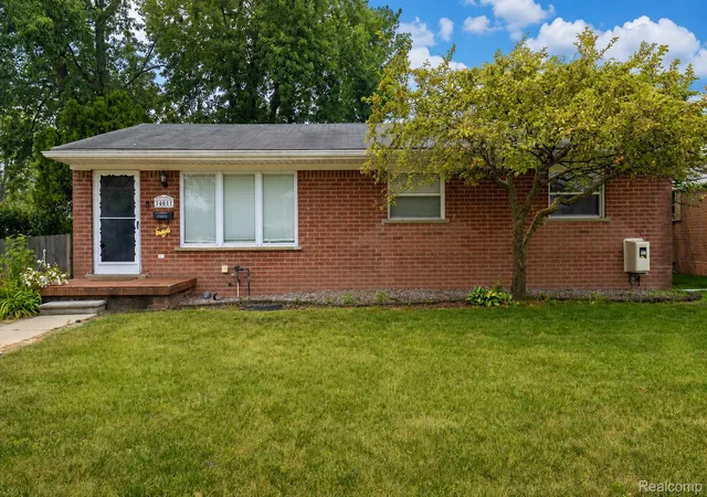 Photo 3 of Single family home for sale at 34011 Majestic St, Westland, MI 48185 | MLS# 20261055392 | Listing updated on 2026-09-03