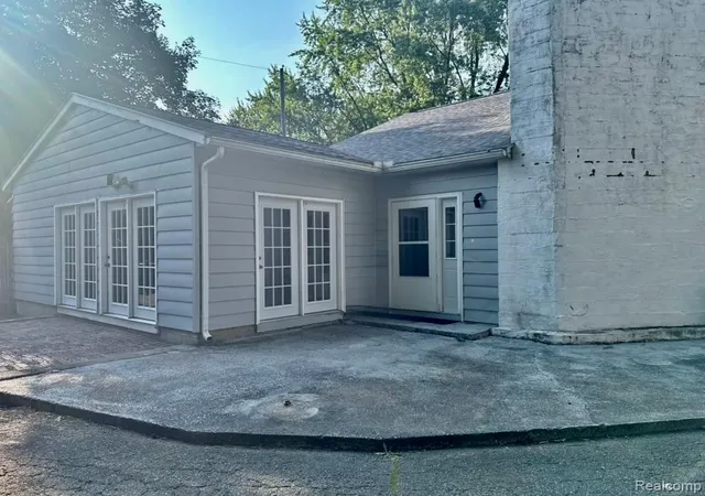 4th image of 129 Morrow St, Kalamazoo, MI 49048 | MLS# 20261055404