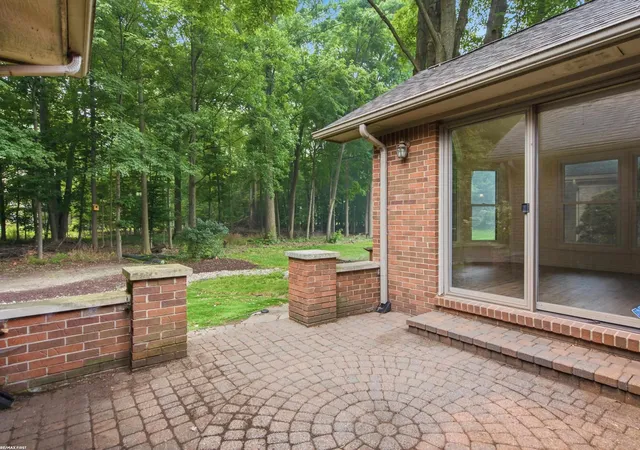 49th image of 3436 Vardon Dr, Rochester Hills, MI 48307 | MLS# 58050215333