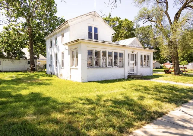 Photo 1 of Single family home for sale at 120 Union St, Lawton, MI 49065 | MLS# 66026036876 | Listing updated on 2026-07-20