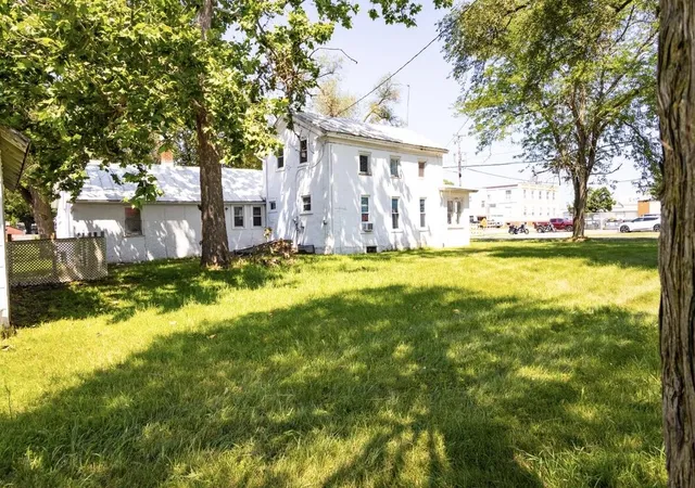 Photo 3 of Single family home for sale at 120 Union St, Lawton, MI 49065 | MLS# 66026036876 | Listing updated on 2026-07-20