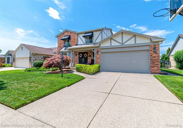 Photo 1 of Sale Pending at 44333 Pentwater Dr, Clinton Township, MI 48038 | MLS# 20261055419 | Listing updated on 2026-09-05