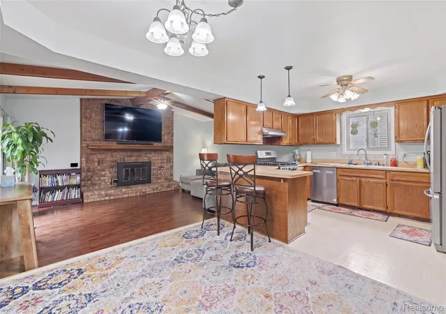 Photo 3 of Single family home for sale at 36765 Melbourne Dr, Sterling Heights, MI 48312 | MLS# 20261055423 | Listing updated on 2026-08-03
