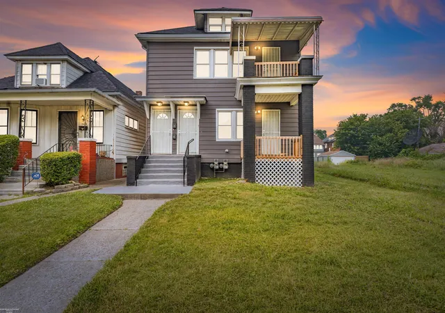 Listing Photo 1 - Condo for sale in building located at 5392 Seebaldt St, Detroit, MI 48204