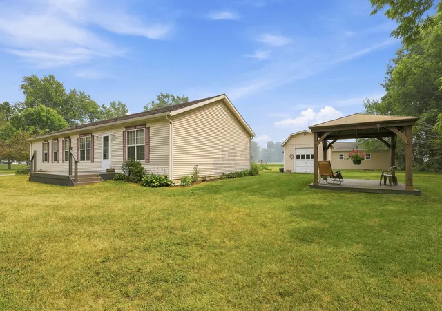 2nd image of 3963 22 Mile Rd, Homer, MI 49245 | MLS# 66026036882