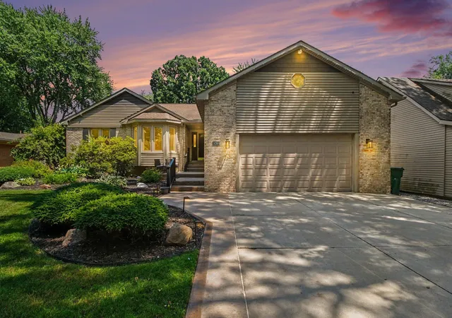 1st image of 38768 Pineridge St, Harrison Township, MI 48045 | MLS# 81026036881