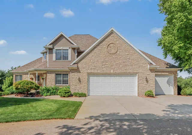 2nd image of 9269 Sedona Ridge Ct Se, Byron Center, MI 49315 | MLS# 65026036889