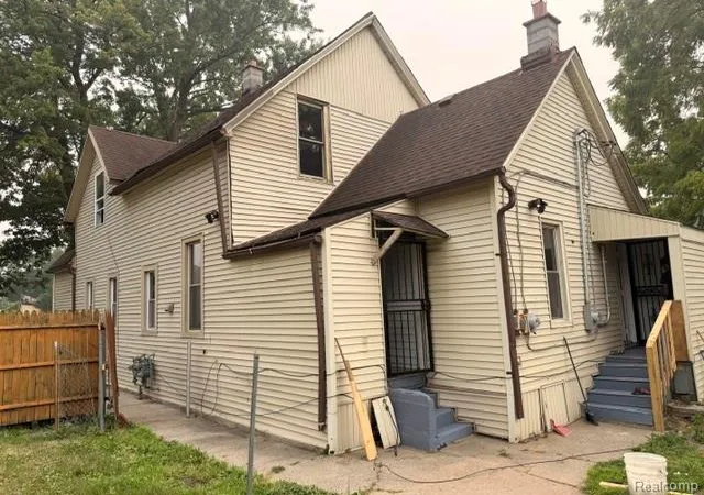 Photo 3 of Single family home for sale at 3671 Zender Pl, Detroit, MI 48207 | MLS# 20261055447 | Listing updated on 2026-07-23
