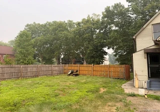 Photo 3 of Single family home for sale at 3671 Zender Pl, Detroit, MI 48207 | MLS# 20261055447 | Listing updated on 2026-09-28